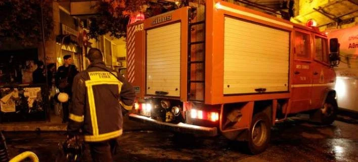 Δύο περιστατικά εμπρησμών ΙΧ σε Παπάγου και Χαλάνδρι